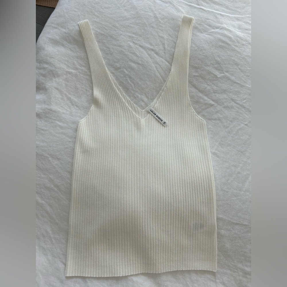 Cream tank top. XS.